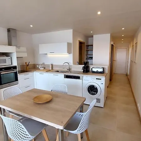 Front De - Emplacement Prisé Au Calme - T2 Moderne Et Entièrement Climatisé - à Pieds Apartamento *